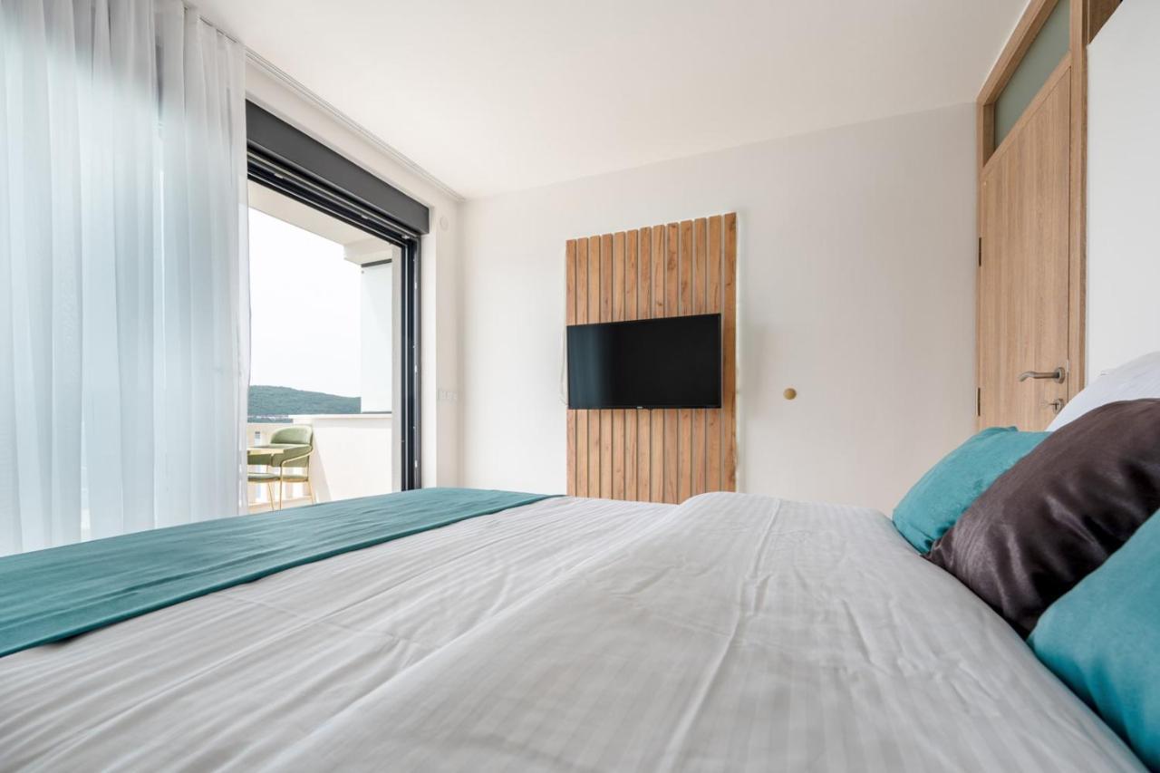 Villa Emina Sa Privatnom Plazom I Parkingom 内乌姆 外观 照片