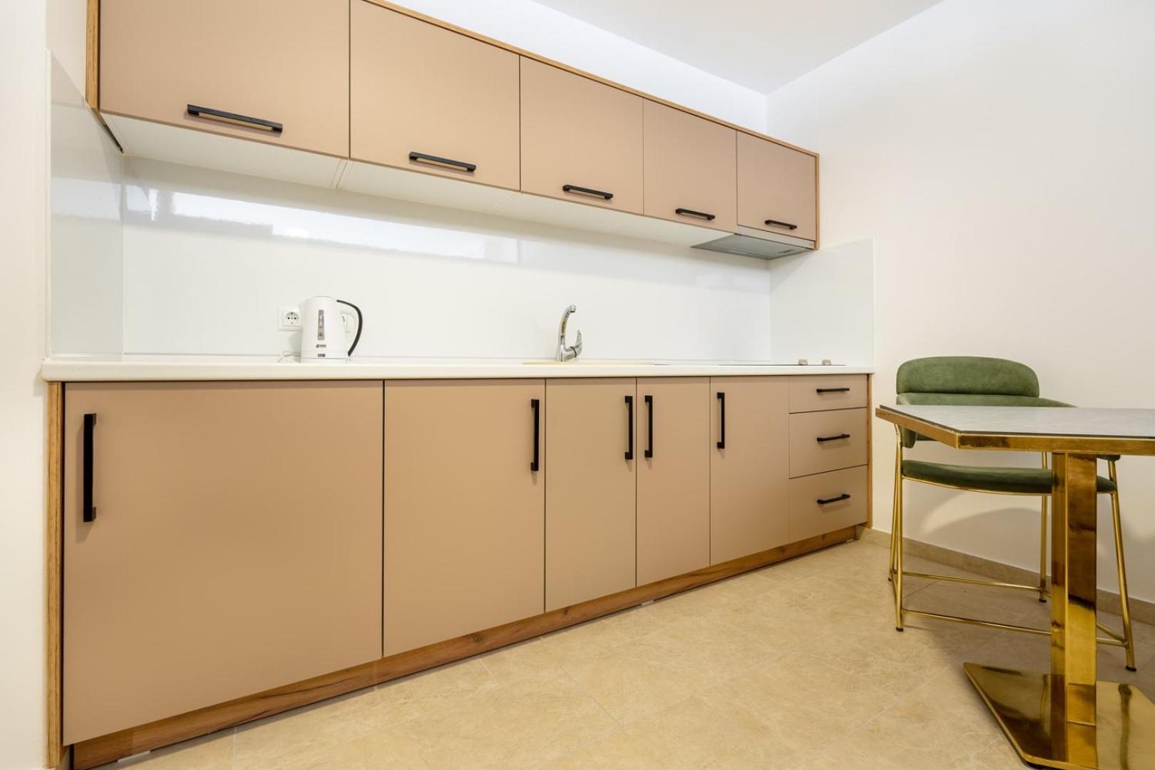 Villa Emina Sa Privatnom Plazom I Parkingom 内乌姆 外观 照片