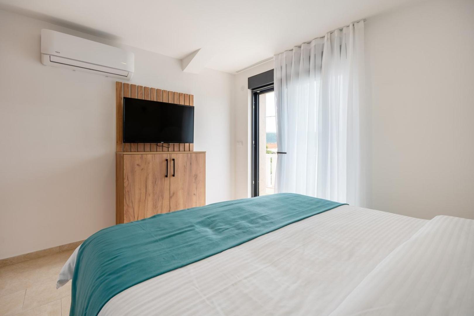 Villa Emina Sa Privatnom Plazom I Parkingom 内乌姆 外观 照片