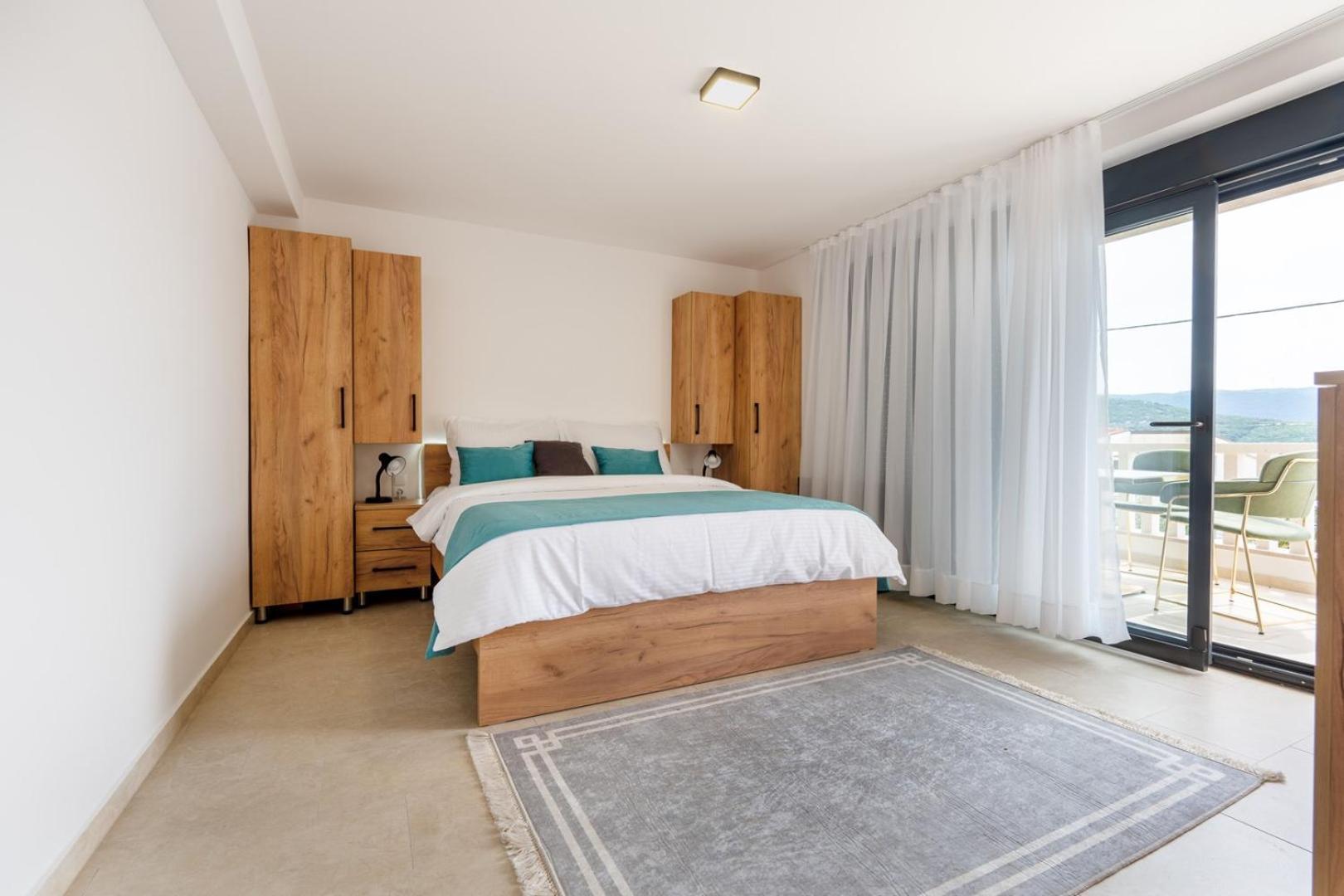 Villa Emina Sa Privatnom Plazom I Parkingom 内乌姆 外观 照片